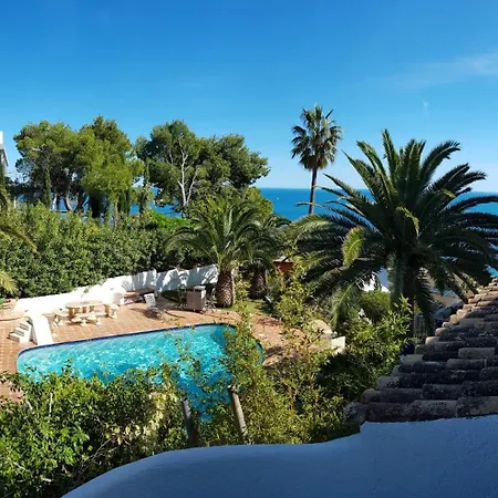 Paradise Garden Sea-view Local Style Villa *